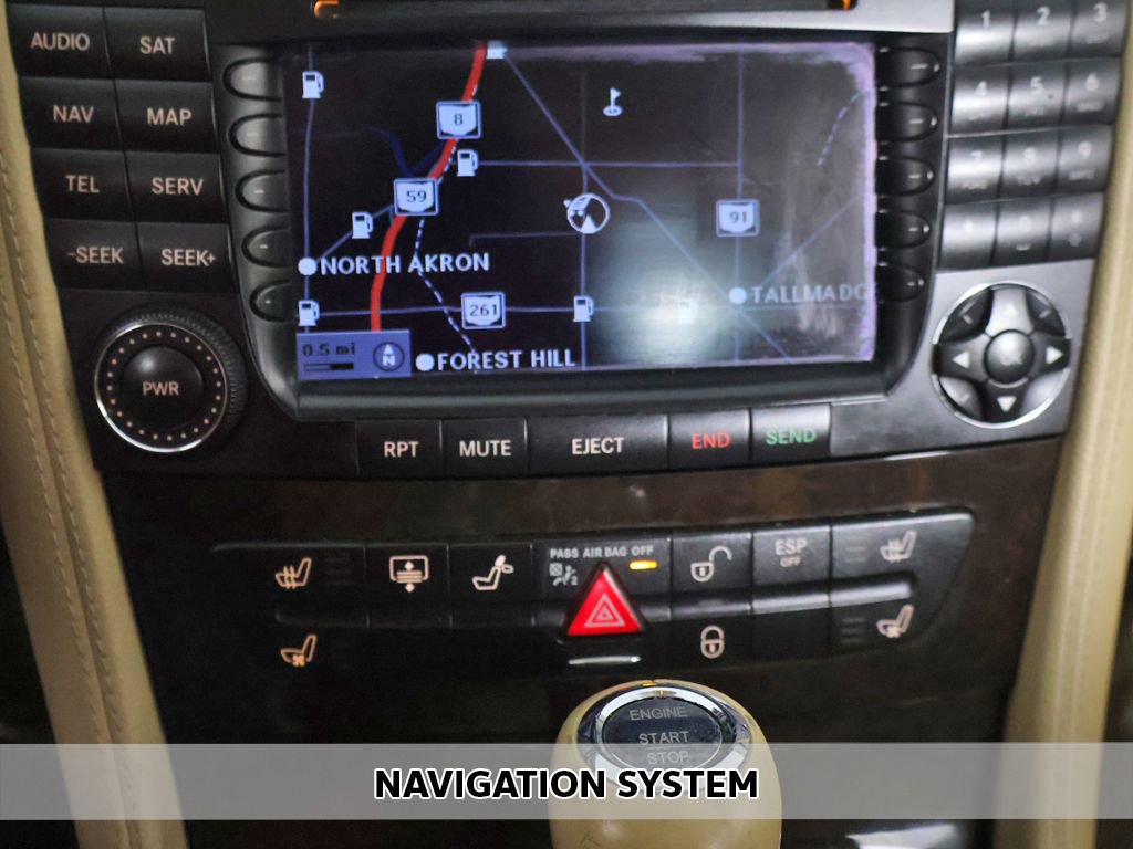 Used 2007 Mercedes-Benz CLS 550 image 3