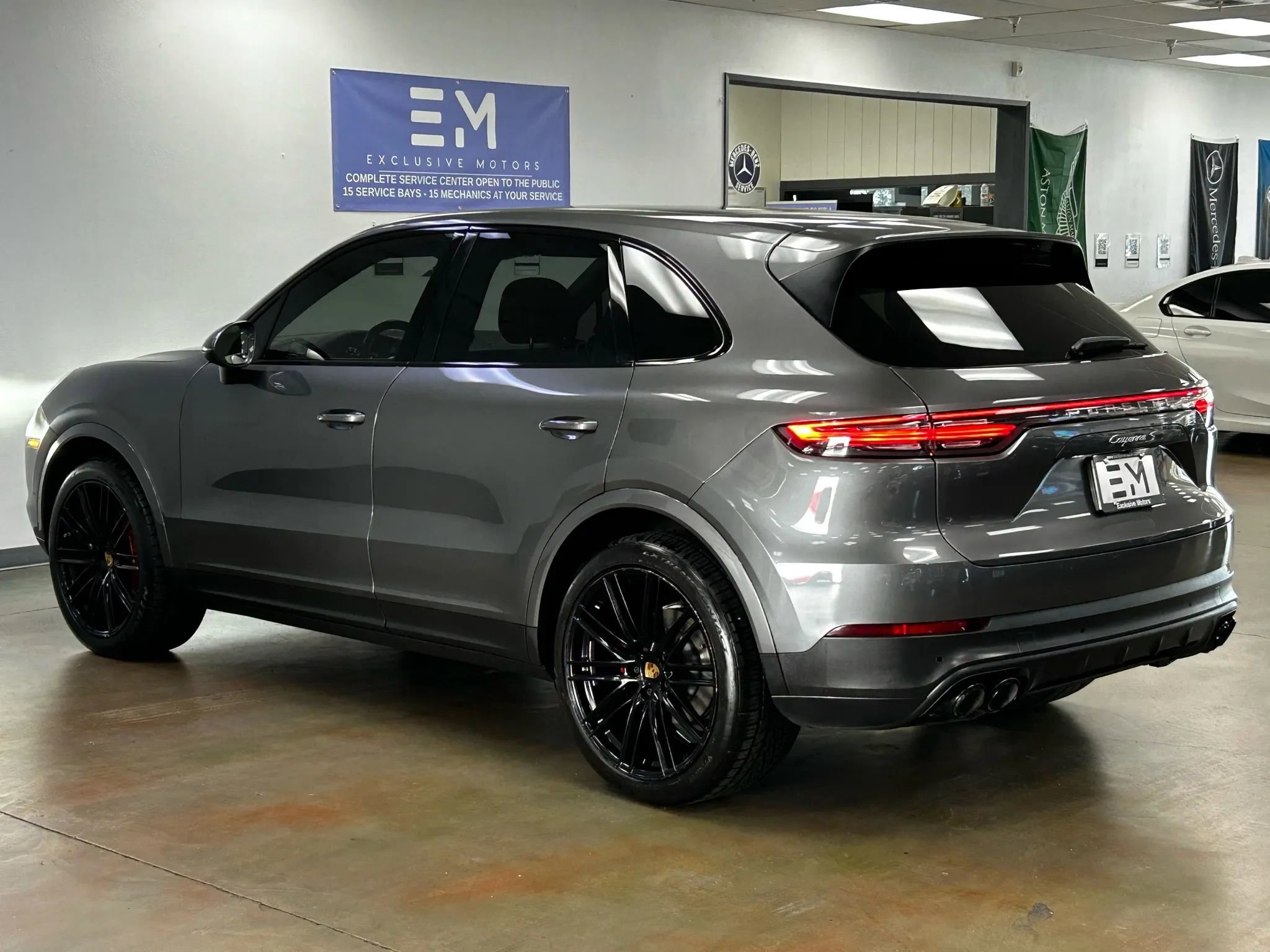 Used 2019 Porsche Cayenne S image 4