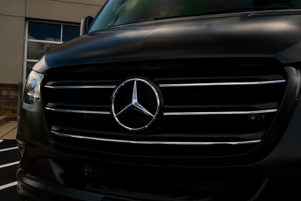 Used 2023 Mercedes-Benz Sprinter 3500 image 5