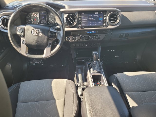 Used 2022 Toyota Tacoma TRD Off-Road w/ Technology Package AWD/4WD image 16