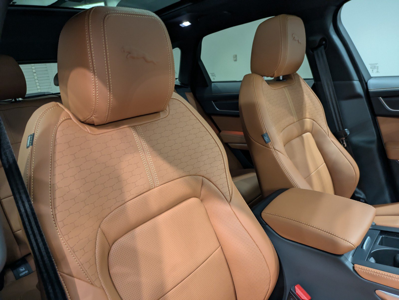 New 2026 Jaguar F-PACE R-Dynamic S AWD/4WD image 26