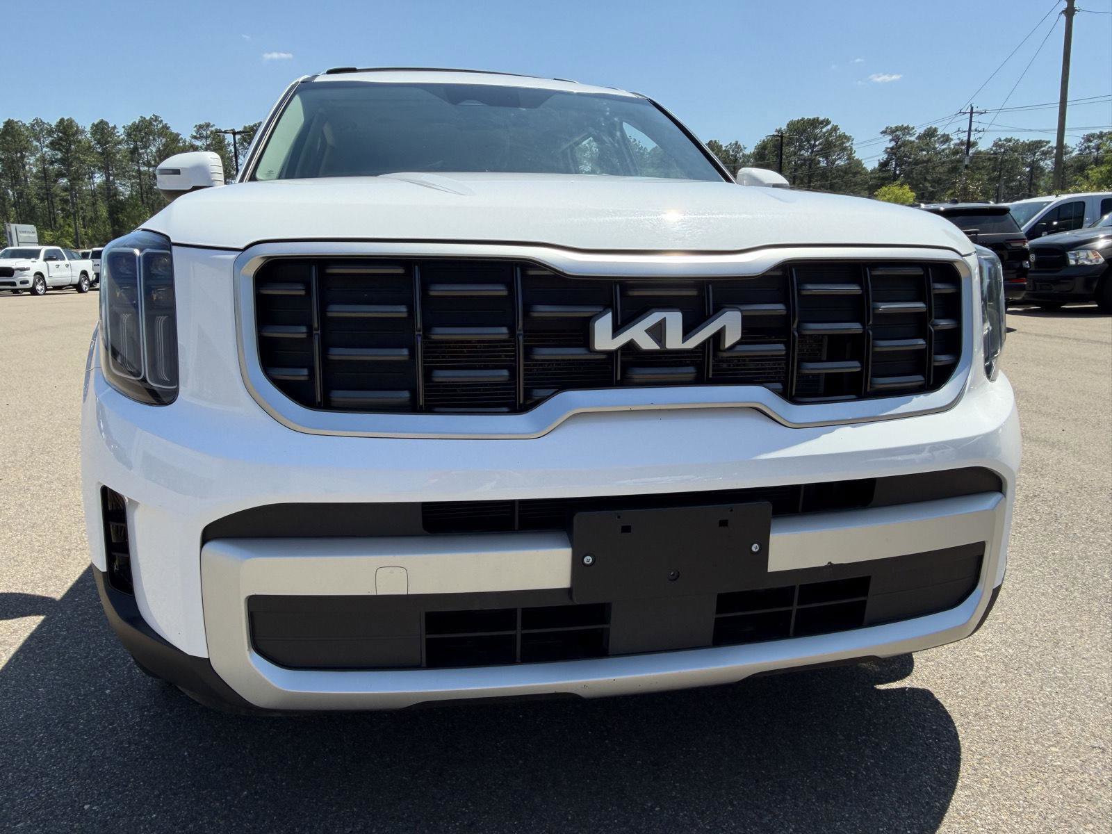 Used 2025 Kia Telluride S AWD/4WD image 24