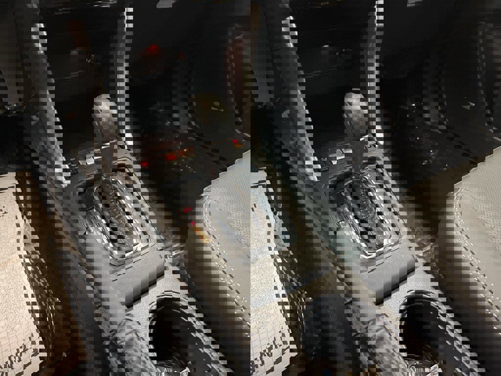 Used 2016 Subaru Forester 2.0XT Touring w/ Eyesight & Navigation System image 26