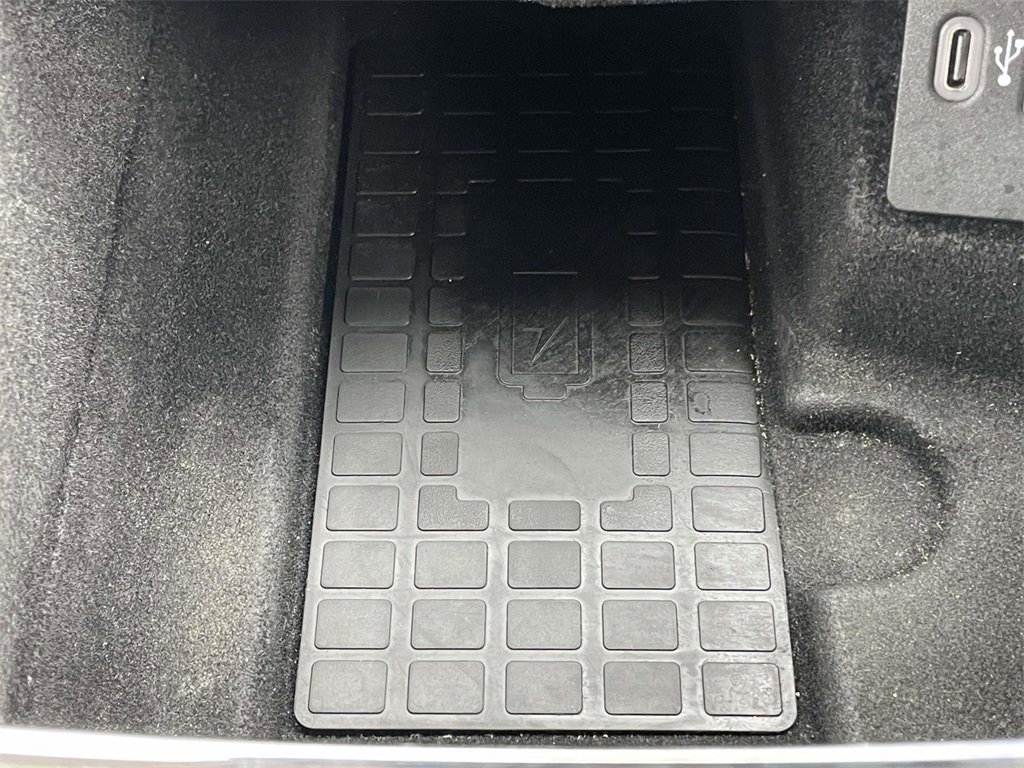 Certified 2023 Lincoln Nautilus Reserve w/ Equipment Group 201A image 24