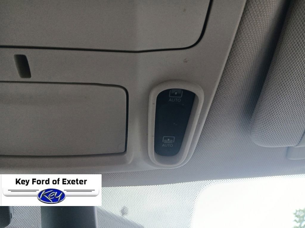 Used 2018 Chrysler Pacifica Limited w/ Advanced Safetytec Group FWD image 43