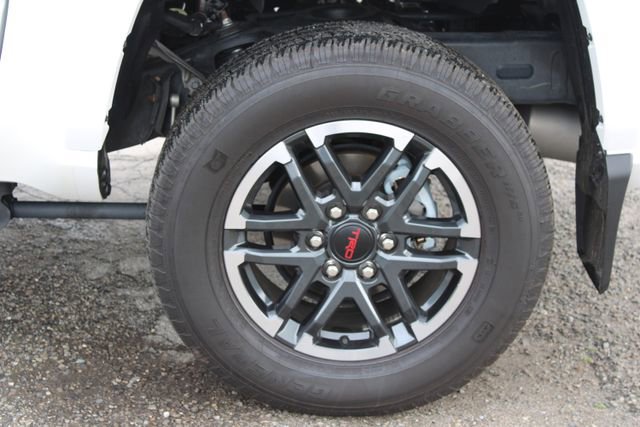 Used 2025 Toyota Tacoma TRD Sport image 12