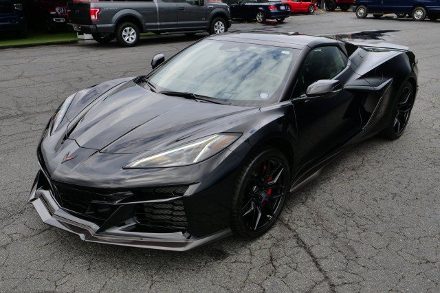 Used 2024 Chevrolet Corvette Z06 w/ Stealth Interior Trim Package RWD image 9
