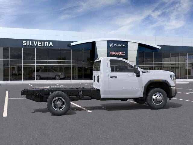 New 2026 GMC Sierra 3500 Pro w/ Convenience Package RWD image 32