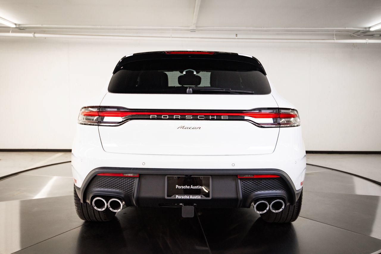 New 2026 Porsche Macan AWD/4WD image 6