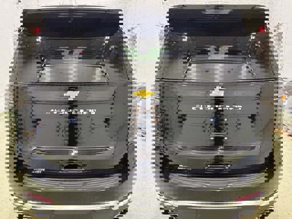 New 2026 Chevrolet Suburban High Country w/ Sun And Tow Package image 4