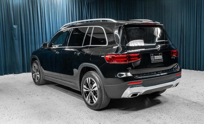 New 2025 Mercedes-Benz GLB 250 image 9