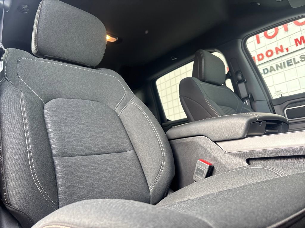 Used 2025 RAM 1500 Lone Star image 26