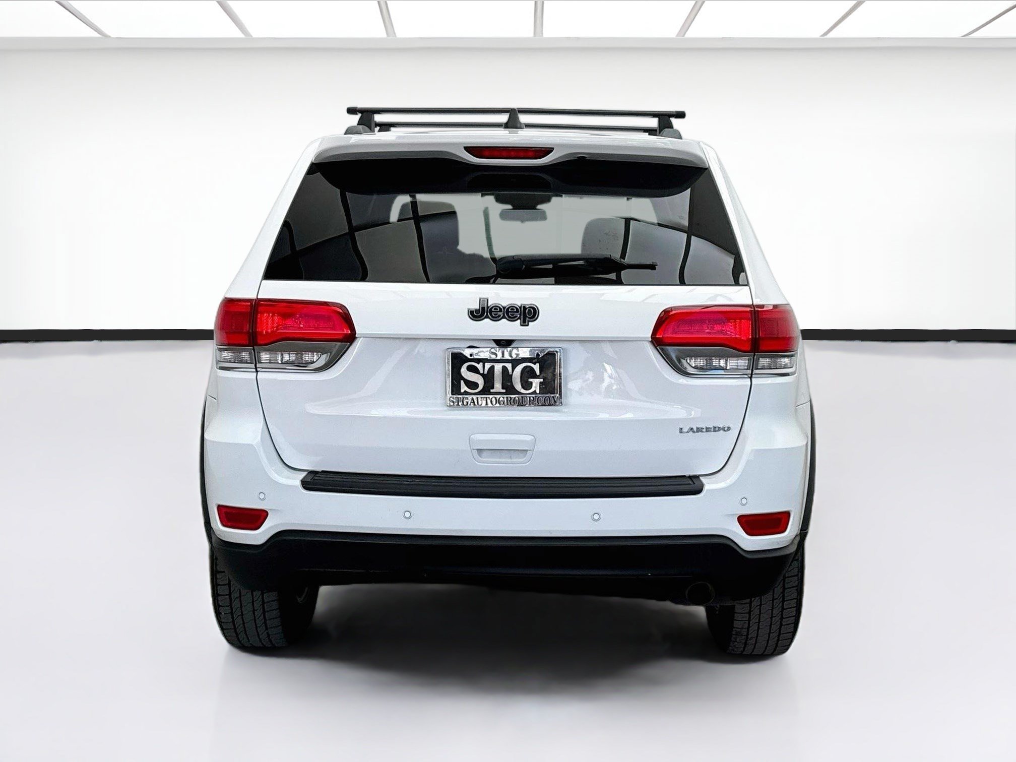 Used 2019 Jeep Grand Cherokee Laredo RWD image 5