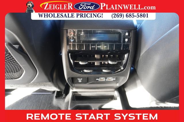 Used 2023 Jeep Grand Cherokee L Laredo w/ Luxury Tech Group I image 14