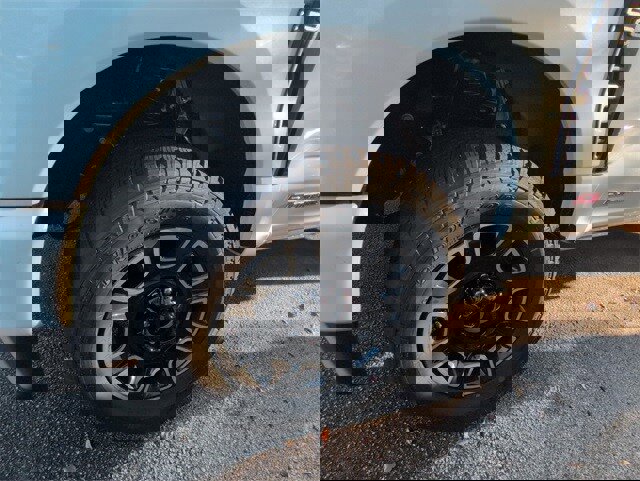 New 2026 Ford F250 Platinum image 5