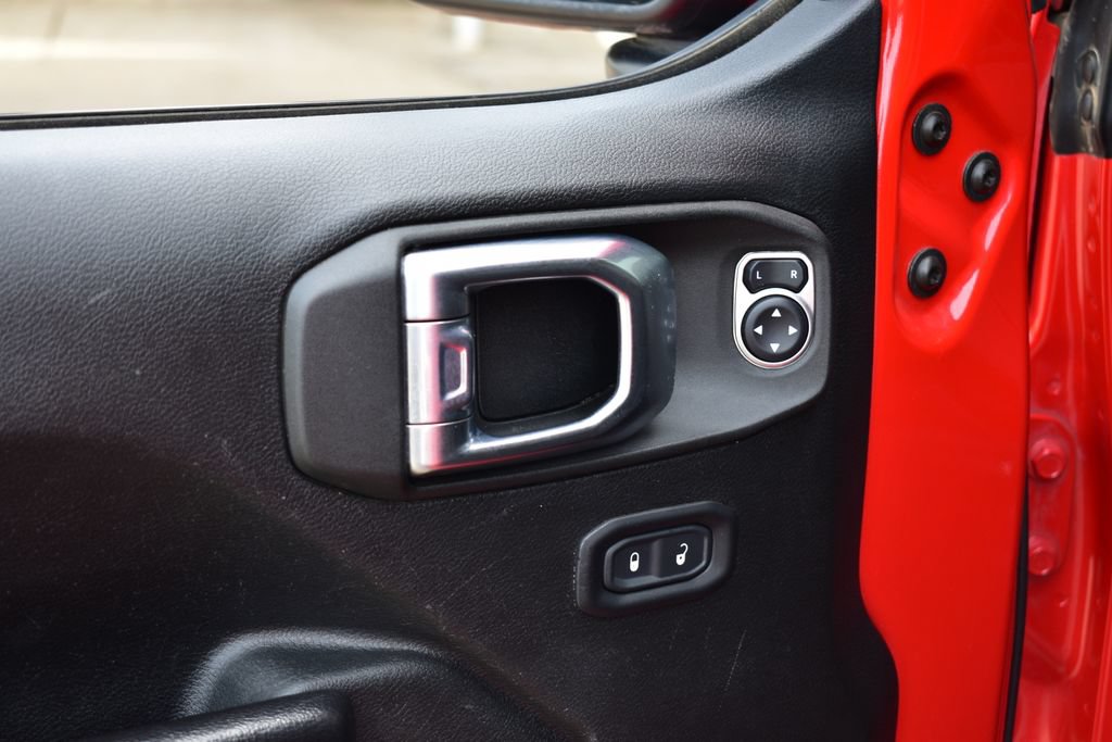 Used 2021 Jeep Wrangler Unlimited Sport AWD/4WD image 14
