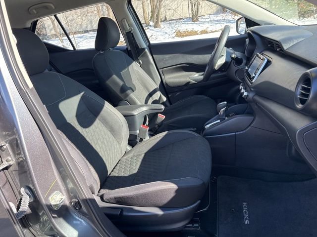 Used 2021 Nissan Kicks S image 25