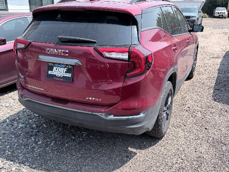 Used 2023 GMC Terrain AT4 AWD/4WD image 6
