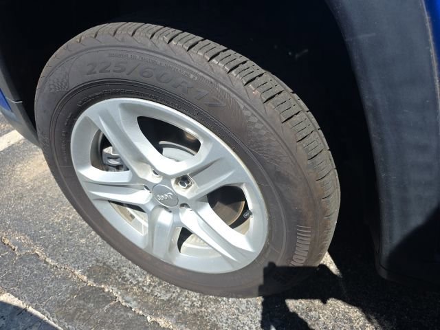 Used 2023 Jeep Compass Sport image 10