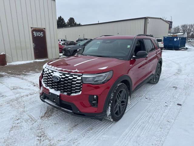 Used 2025 Ford Explorer ST-Line w/ Premium Package image 5