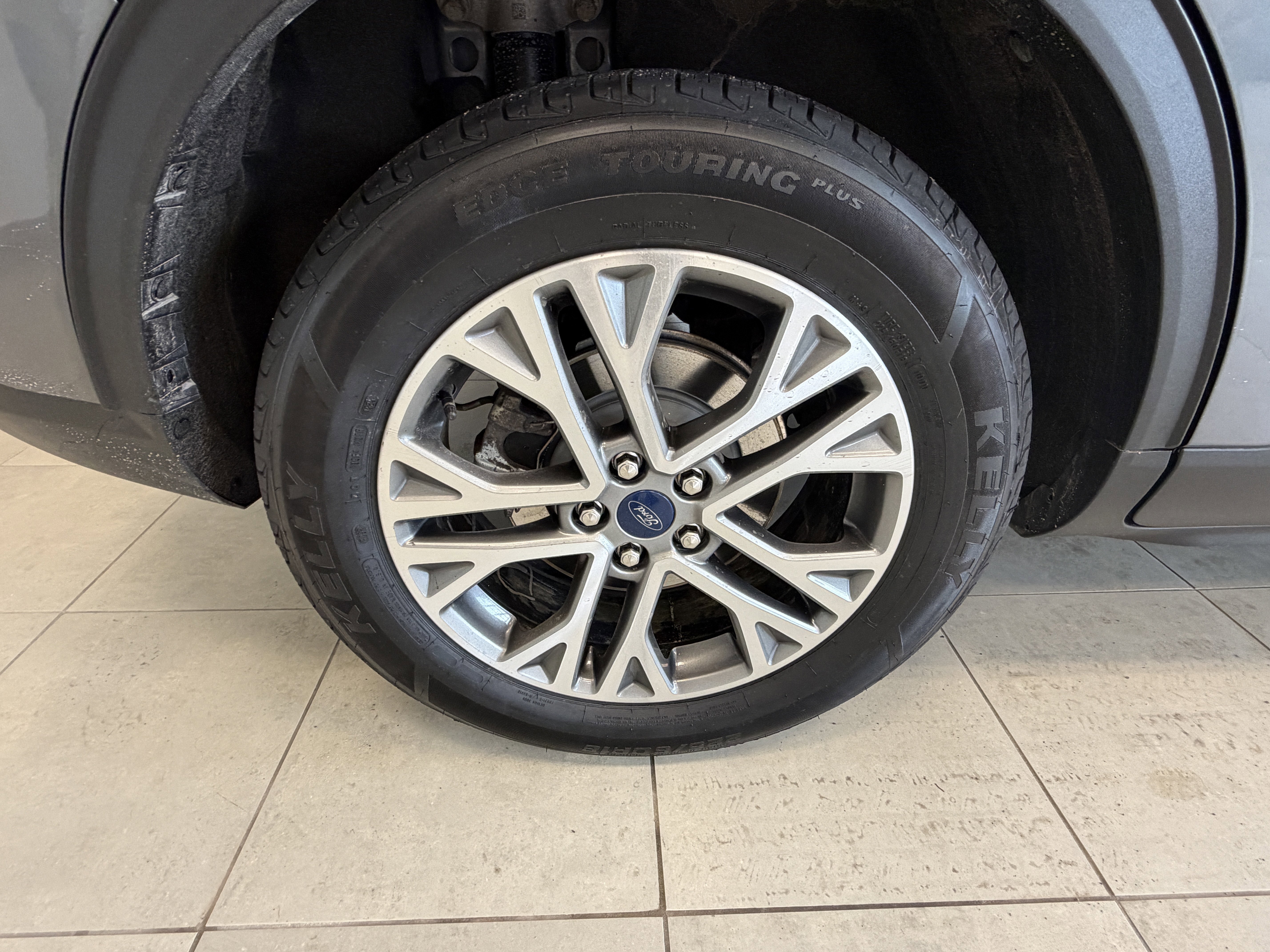 Used 2022 Ford Escape SEL AWD/4WD image 12