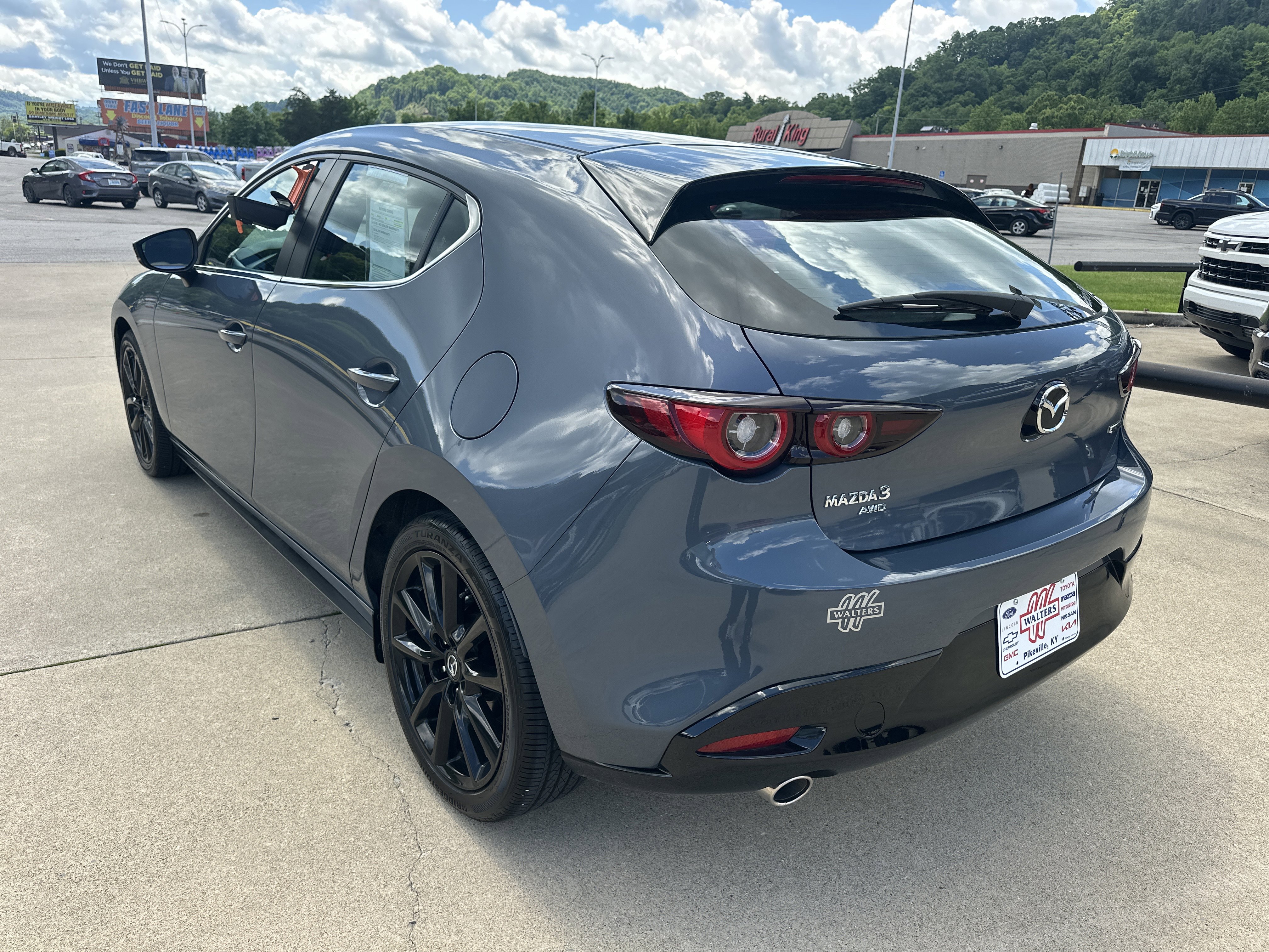 Used 2025 MAZDA MAZDA3 Carbon AWD/4WD image 5