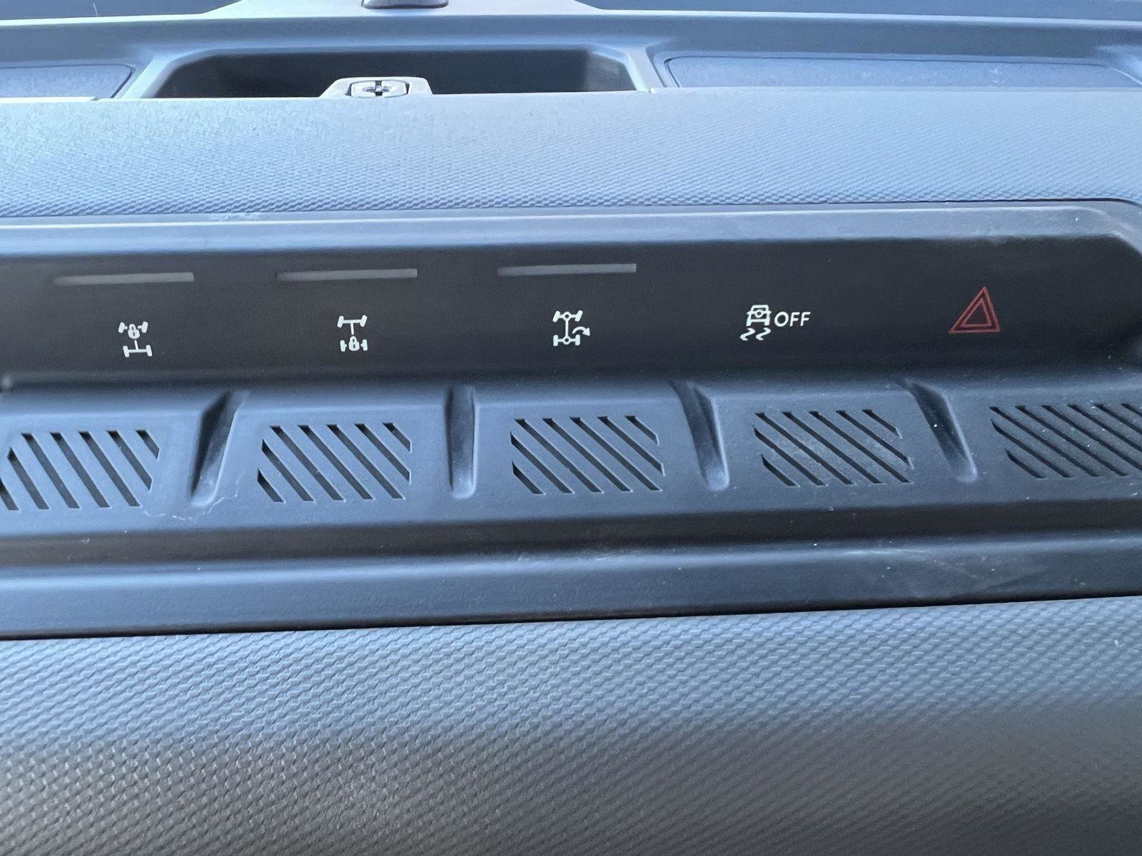 Used 2021 Ford Bronco Big Bend w/ Sasquatch Package image 31