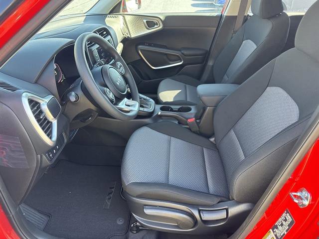 New 2025 Kia Soul LX w/ LX Technology Package image 10