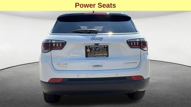 Used 2025 Jeep Compass Limited AWD/4WD image 10