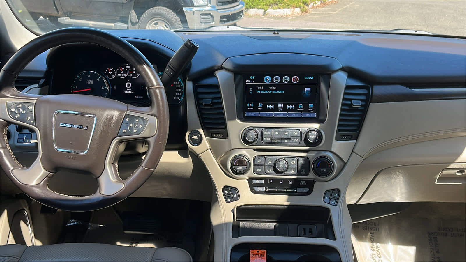 Used 2018 GMC Yukon Denali w/ Denali Ultimate Package AWD/4WD image 27