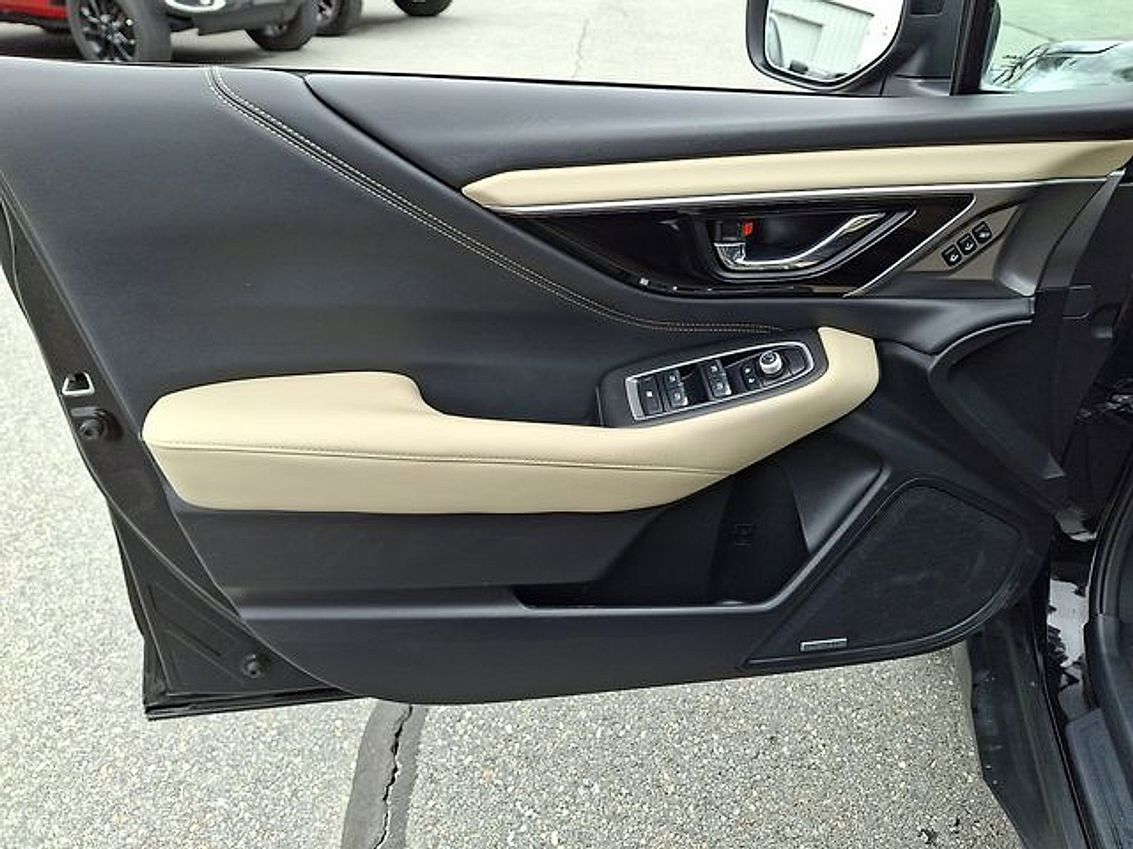 Used 2023 Subaru Outback Limited XT AWD/4WD image 12