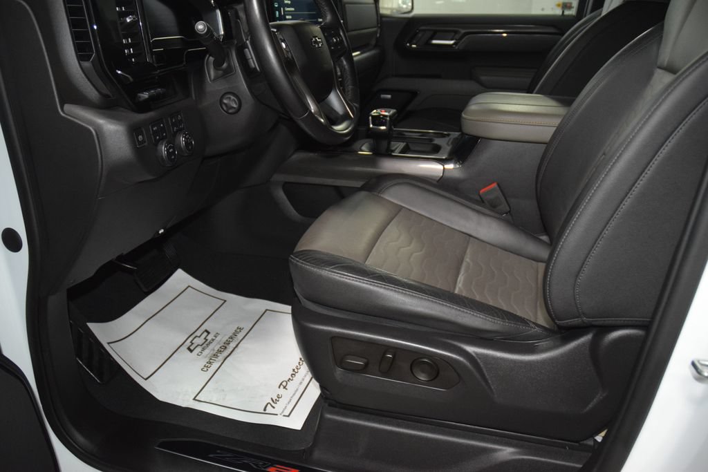 Used 2023 Chevrolet Silverado 1500 ZR2 w/ Technology Package AWD/4WD image 45