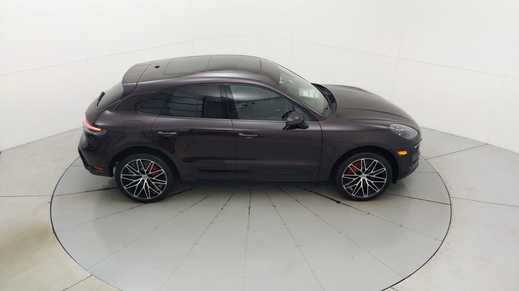 Certified 2024 Porsche Macan S AWD/4WD image 17
