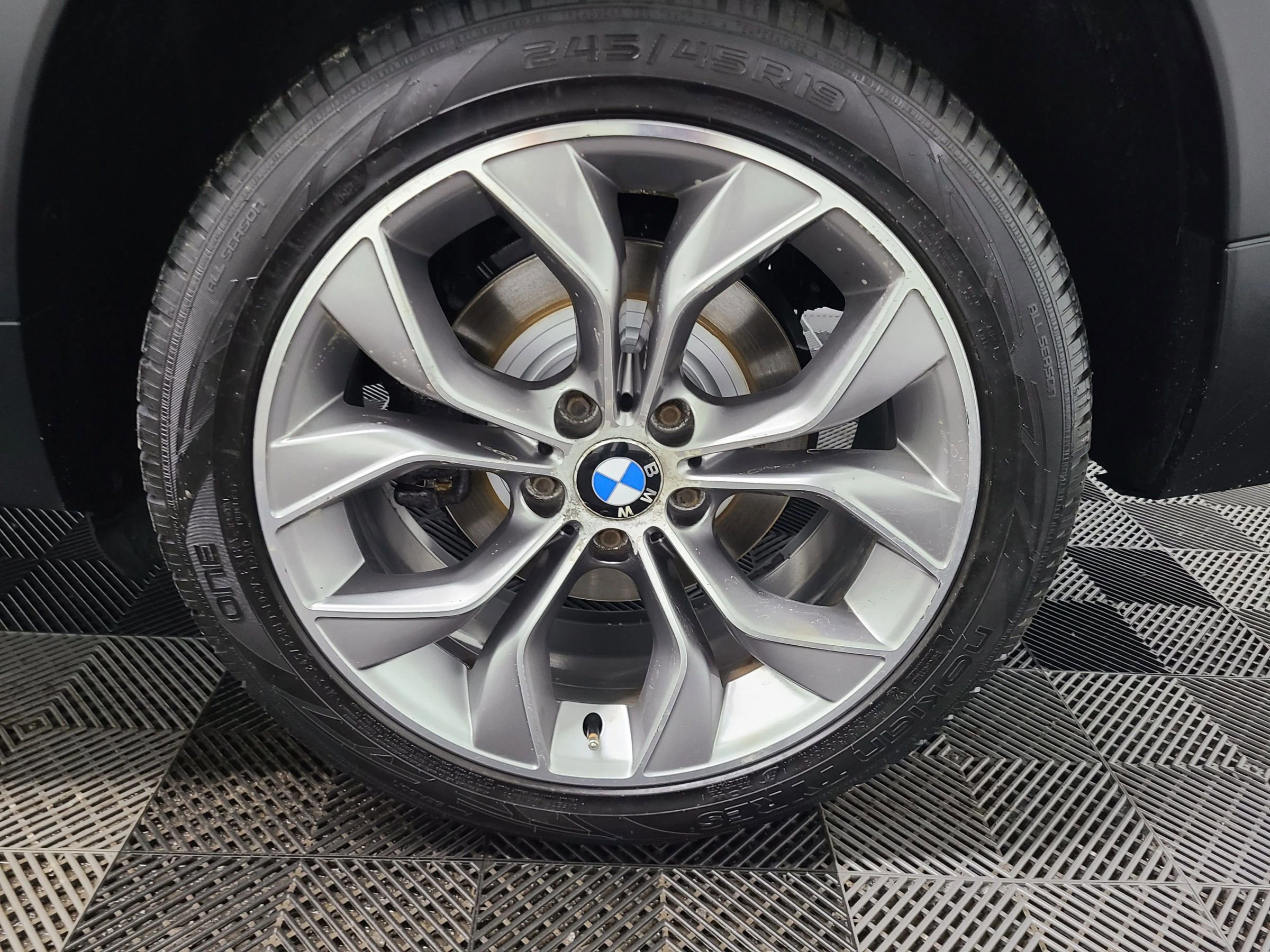 Used 2016 BMW X3 xDrive28d image 17