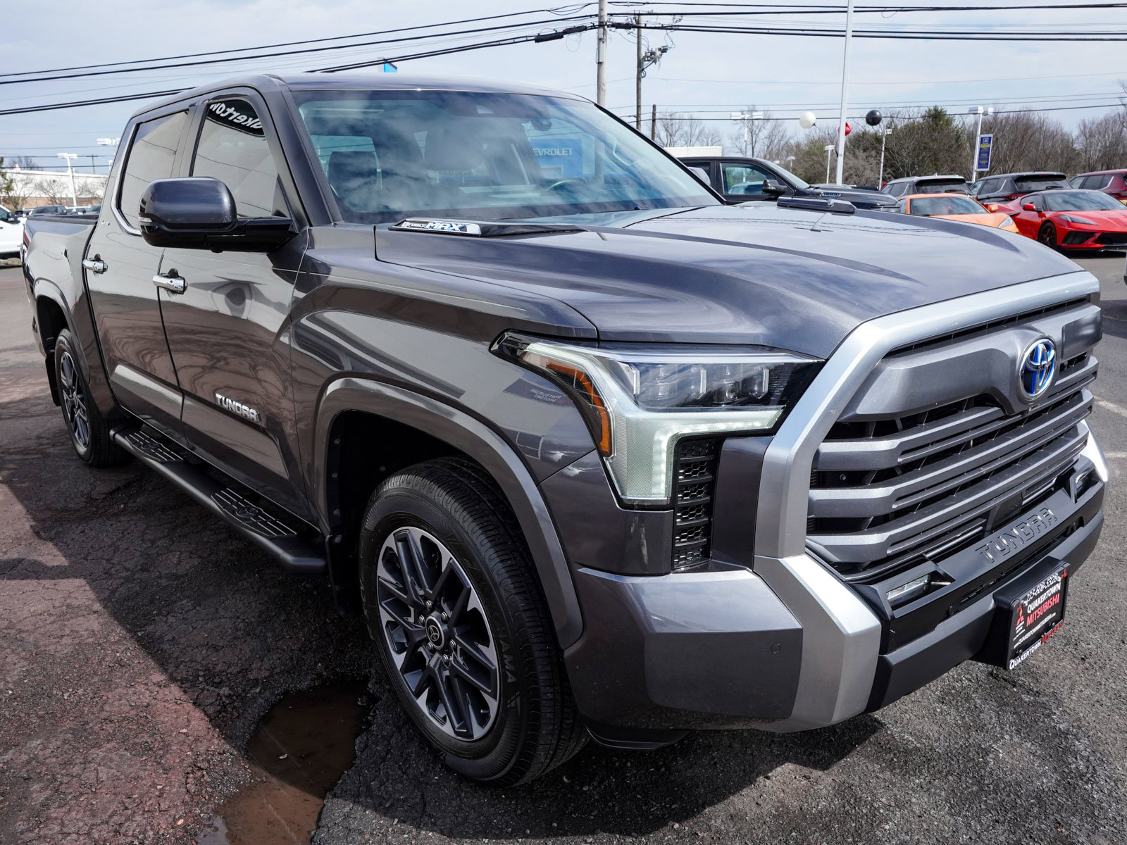 Used 2024 Toyota Tundra Limited AWD/4WD image 3