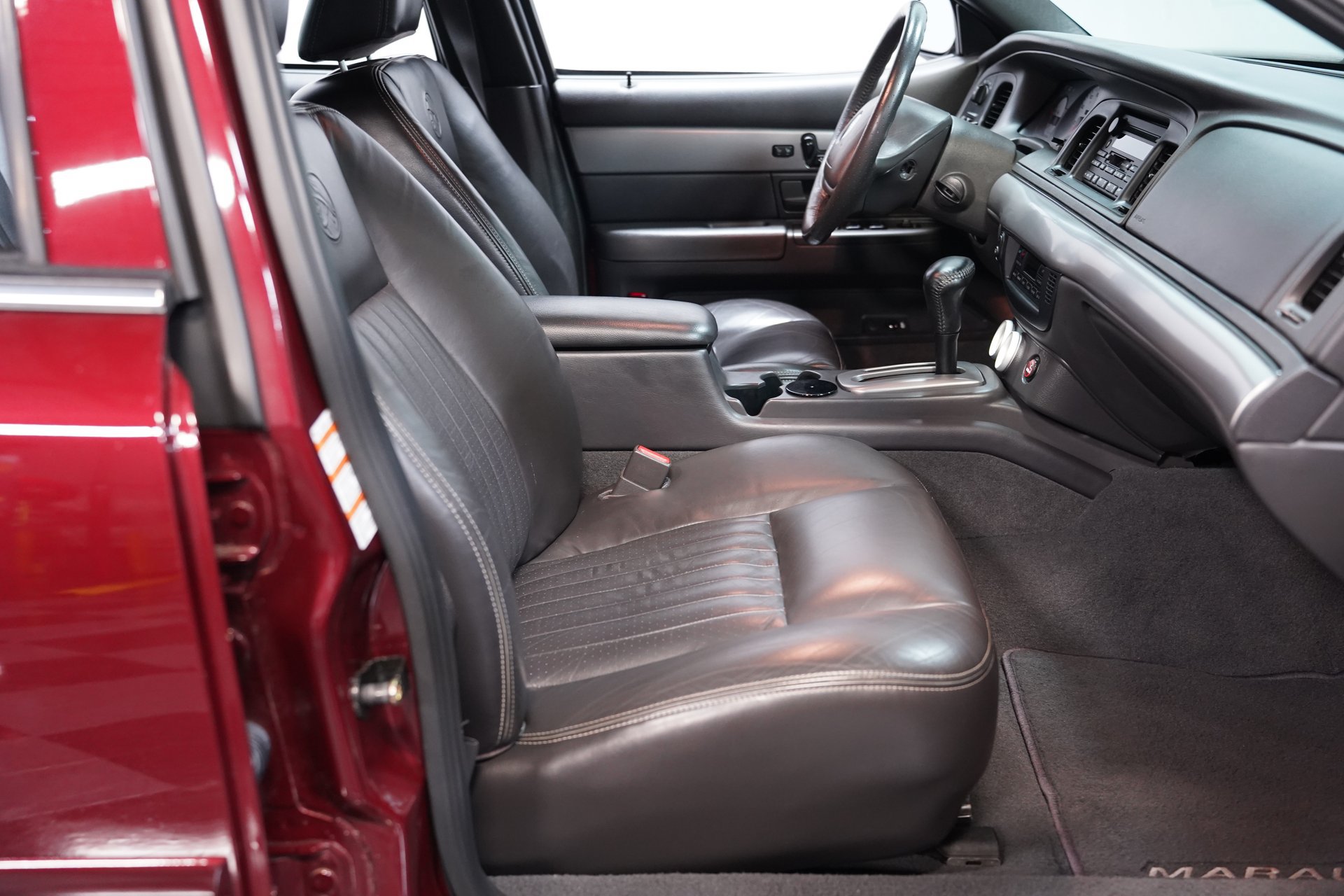 Used 2004 Mercury Marauder RWD image 40