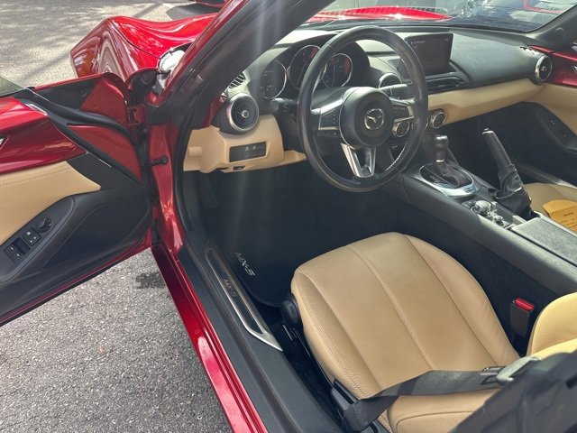 Used 2019 MAZDA MX-5 Miata RF Grand Touring image 15