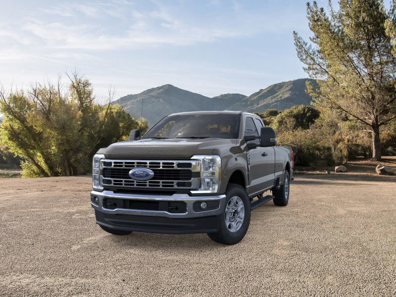 New 2026 Ford F350 XLT image 2
