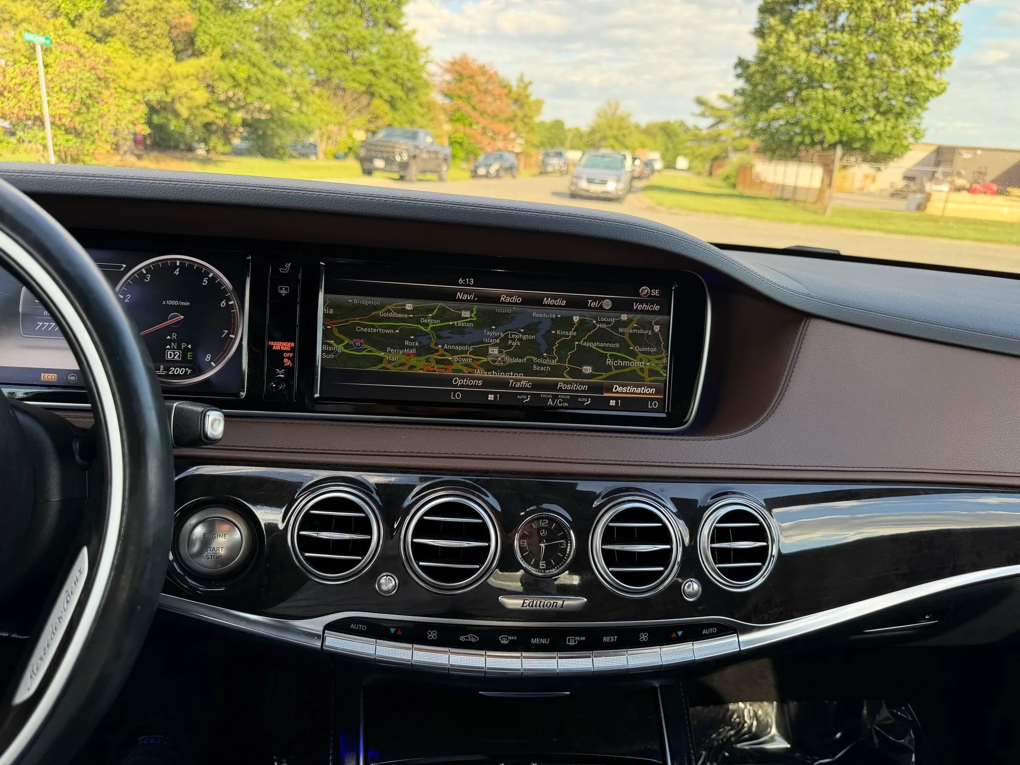 Used 2014 Mercedes-Benz S 550 Sedan w/ Edition 1 Package image 19