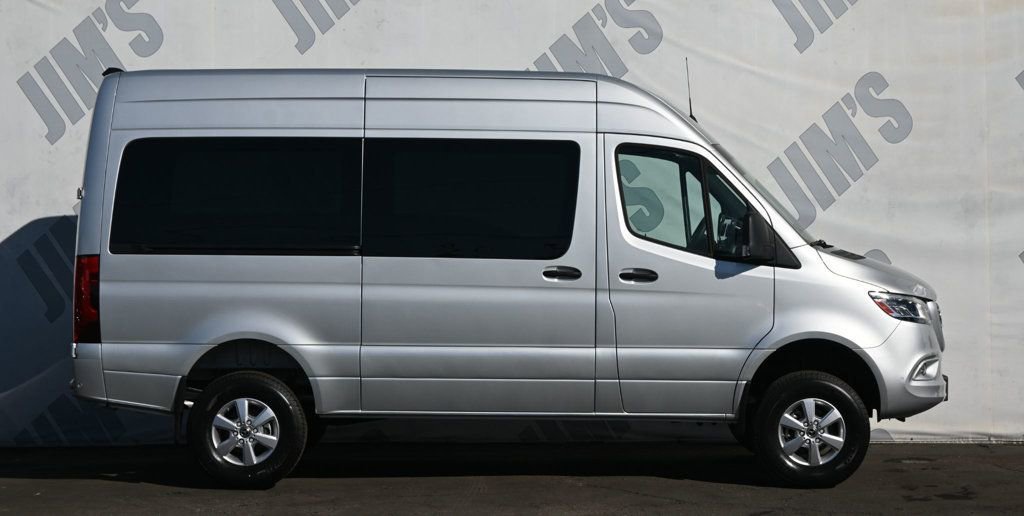 Used 2022 Mercedes-Benz Sprinter 2500 image 4