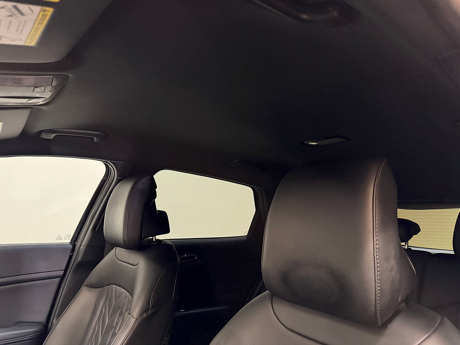 Used 2023 Kia Sportage X-Line AWD/4WD image 8