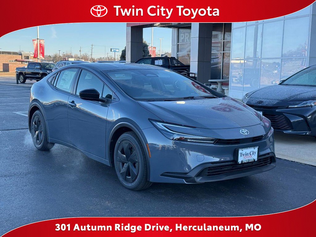 New 2026 Toyota Prius LE image 1