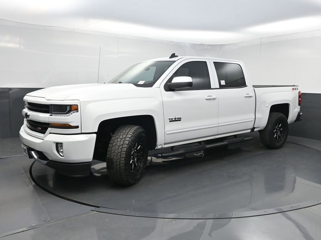 Used 2018 Chevrolet Silverado 1500 LT w/ Texas Edition AWD/4WD image 18