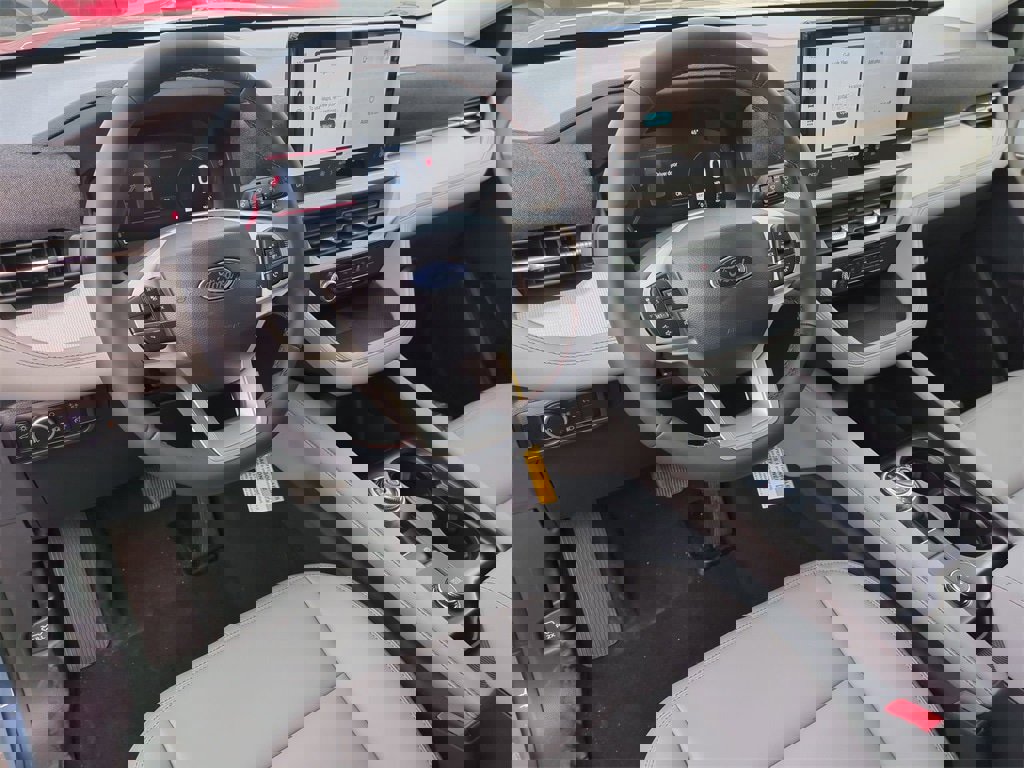 New 2026 Ford Explorer Active image 33