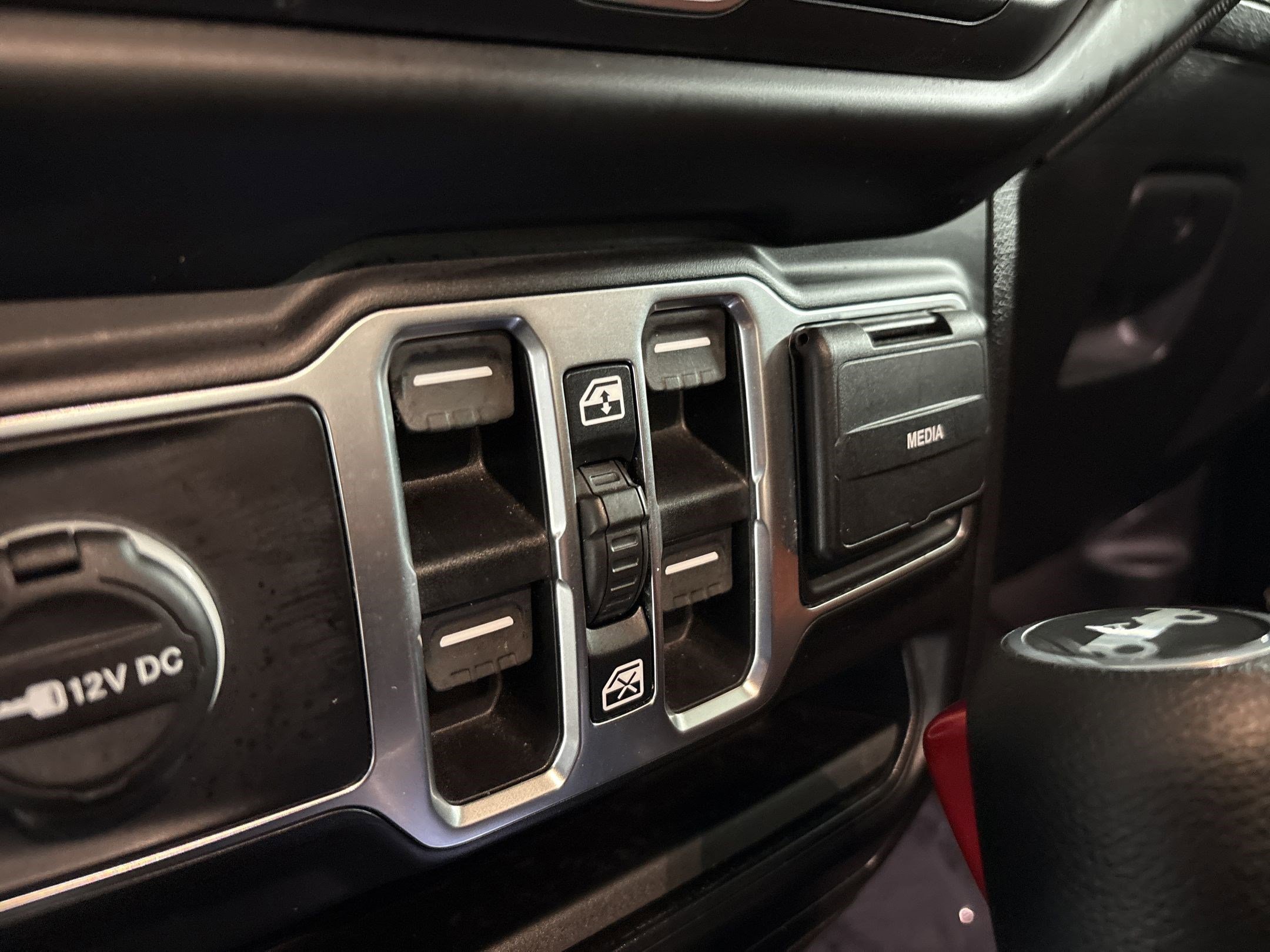 Used 2020 Jeep Wrangler Unlimited Sport S image 22