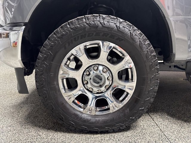 Used 2022 Ford F250 Lariat w/ Chrome Package image 4
