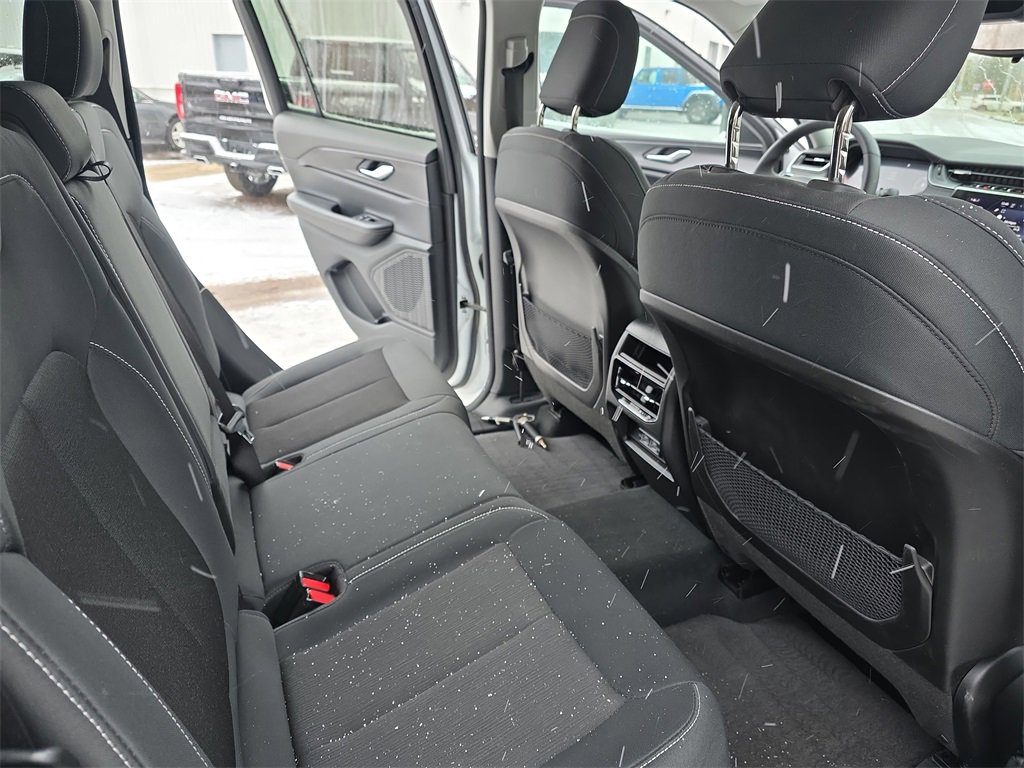 Used 2023 Jeep Grand Cherokee Laredo image 11