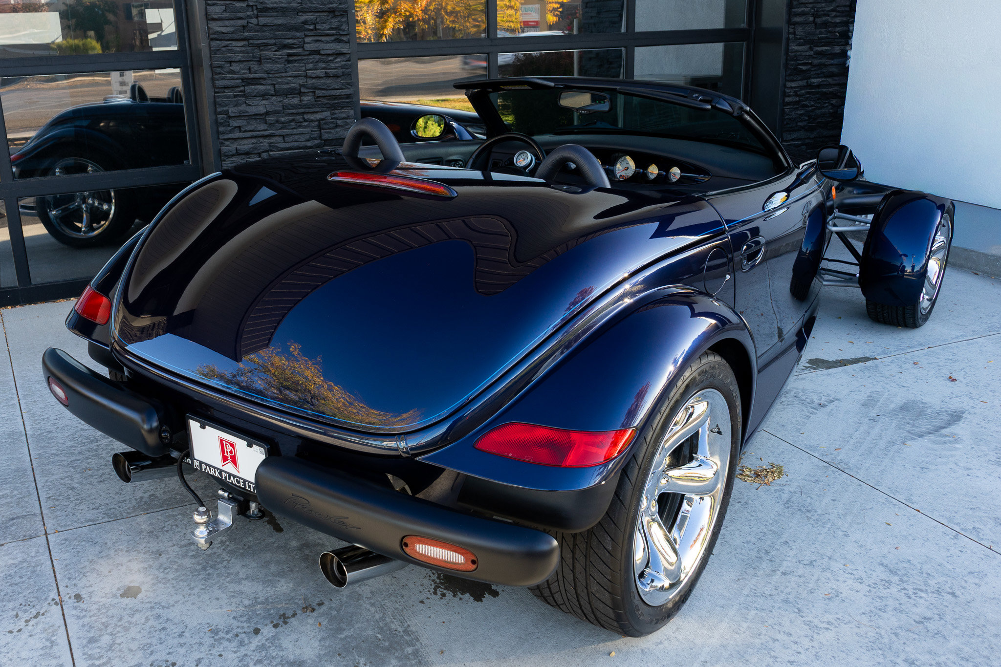 Used 2001 Chrysler Prowler image 13