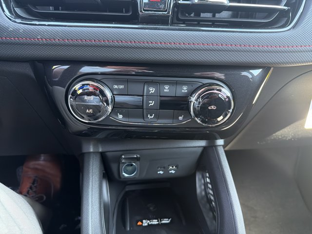 New 2026 Chevrolet TrailBlazer RS w/ Convenience Package AWD/4WD image 17