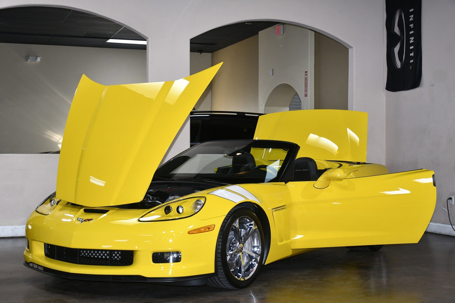 Used 2011 Chevrolet Corvette Grand Sport w/ Preferred Equipment Group image 90